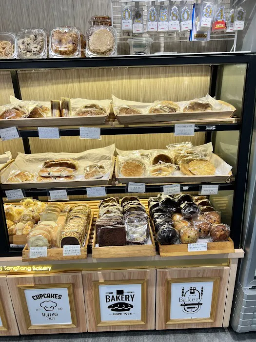 Rose Cake House Picture 6