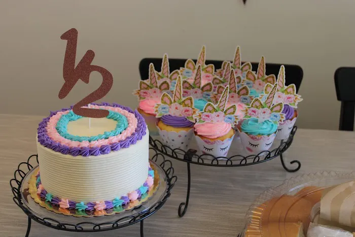 E & L Bakery Picture 5