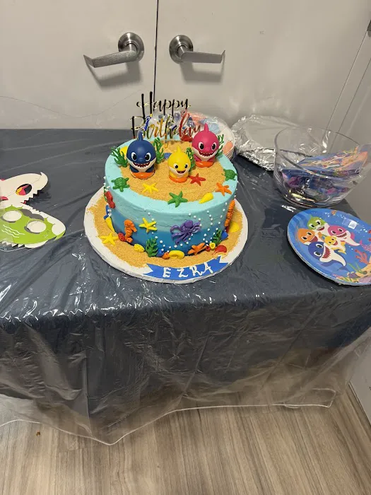 E & L Bakery Picture 4