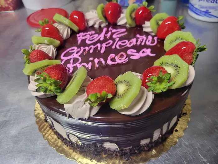 Carrusel Pastry Shop Co Picture 9