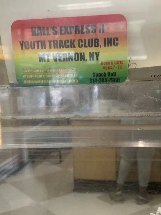 Royal Caribbean Bakery Picture 3