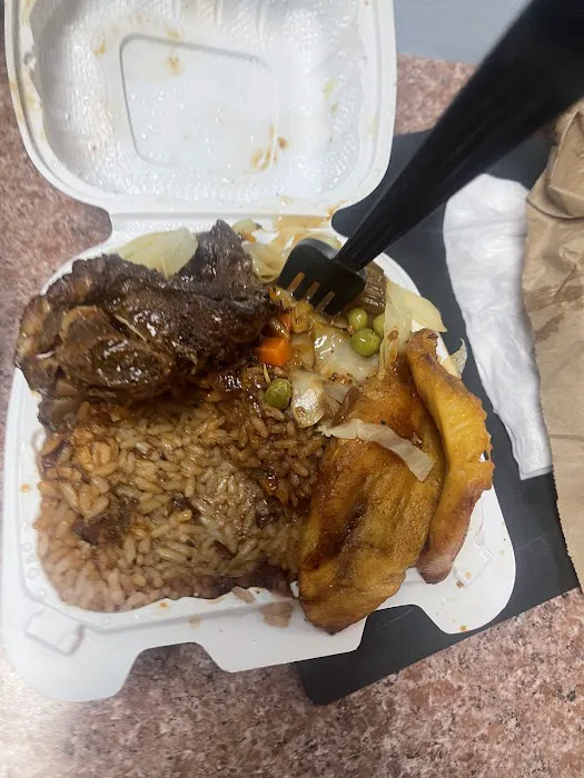 Royal Caribbean Bakery Picture 4