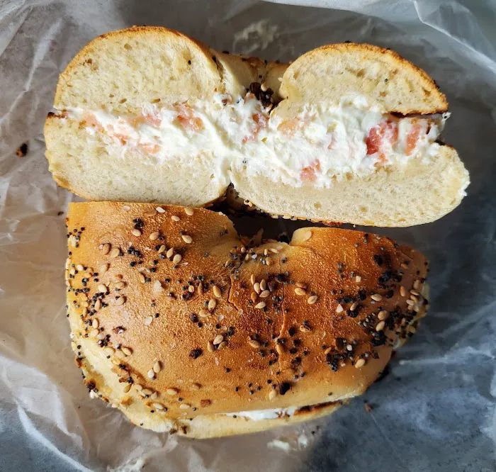 Bagel Shoppe Picture 4