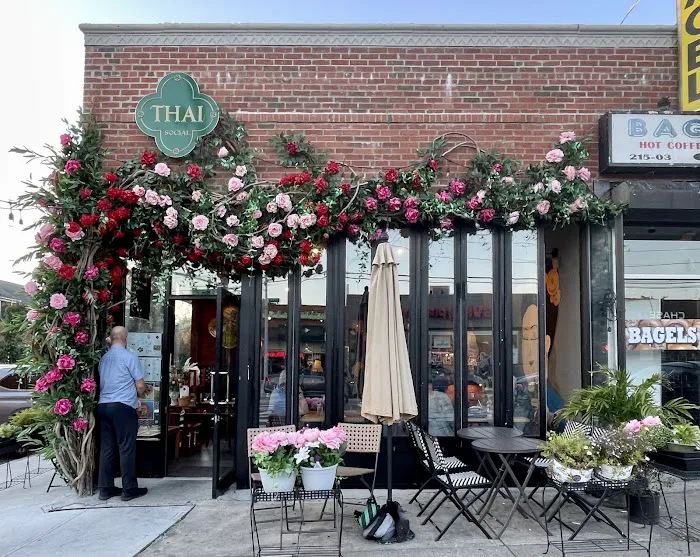 Bagel Shoppe Picture 7