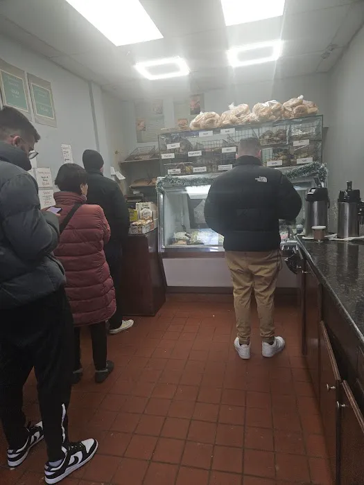 Bagel Shoppe Picture 8