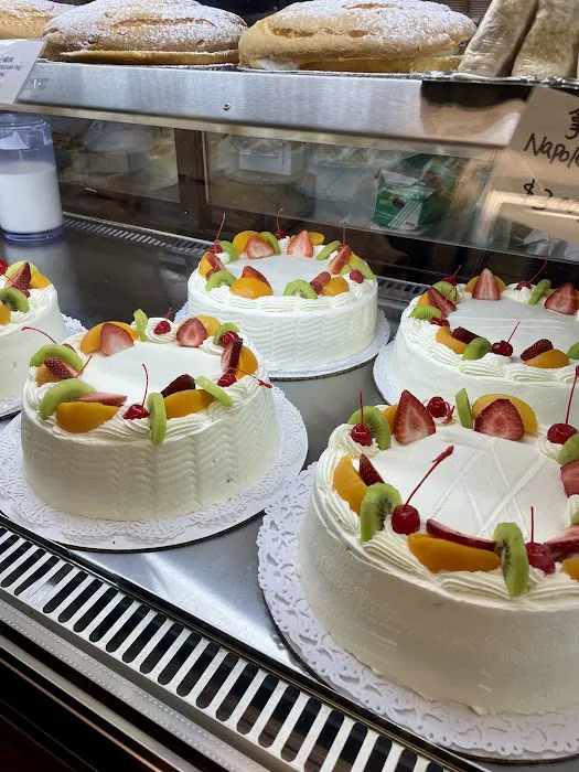 Yeh's Bakery Picture 3