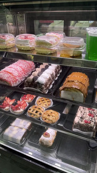 Las Americas Bakery Picture 9