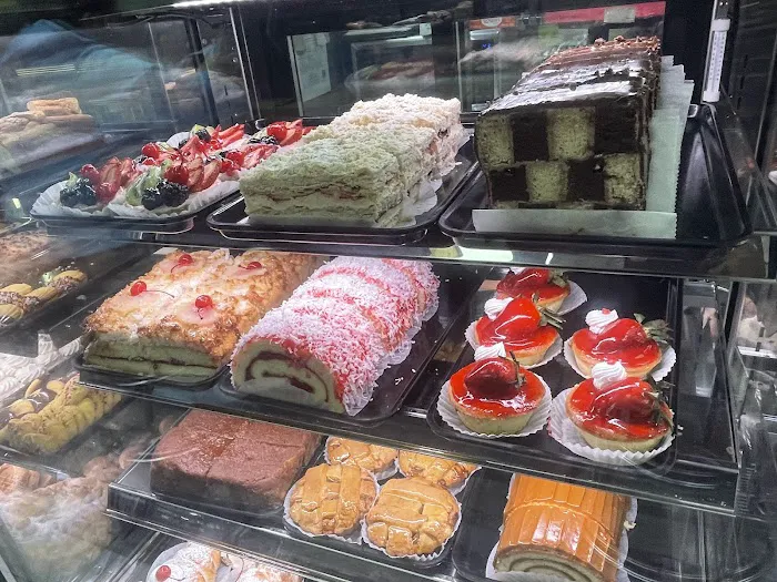 Las Americas Bakery Picture 1