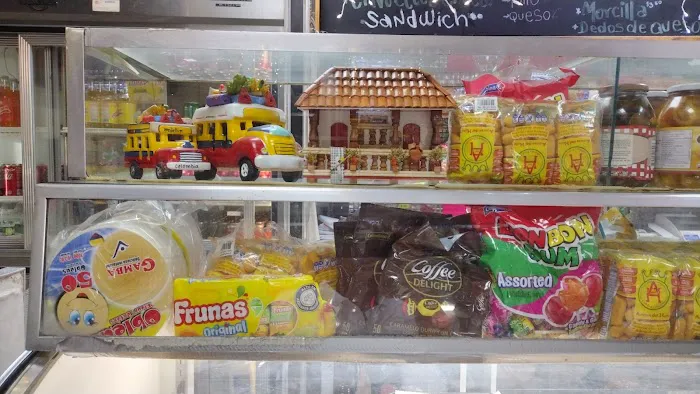 Las Americas Bakery Picture 4