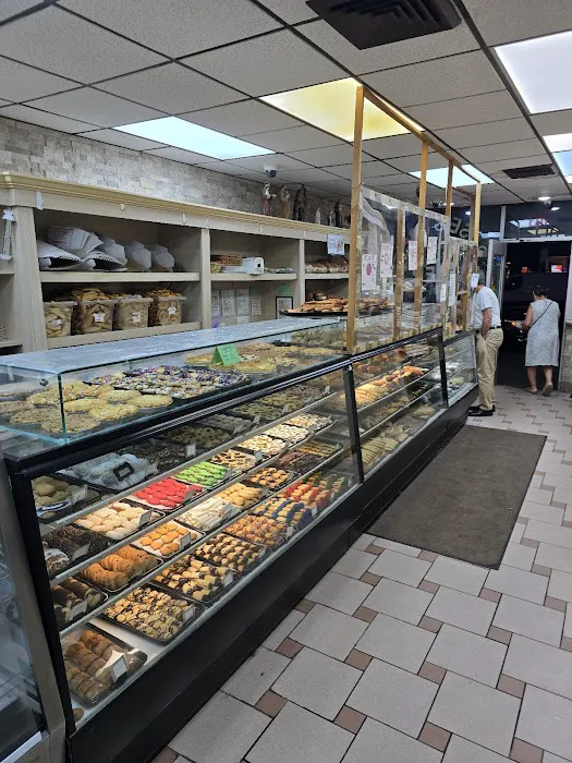 Rose & Joe's Italian Bakery Picture 10