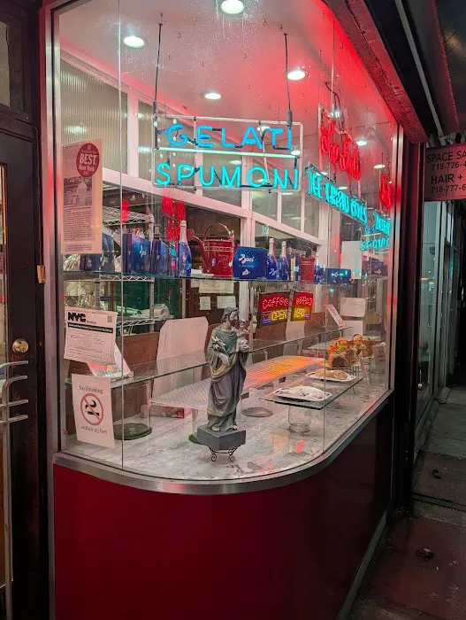 La Guli Pastry Shop Picture 1