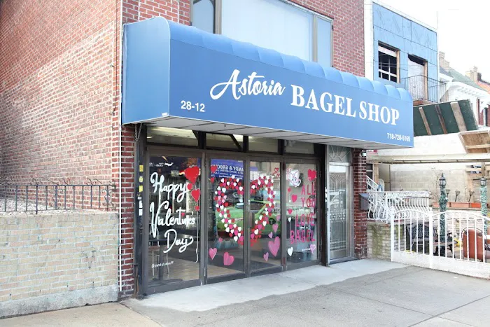 Astoria Bagel Shop Picture 8