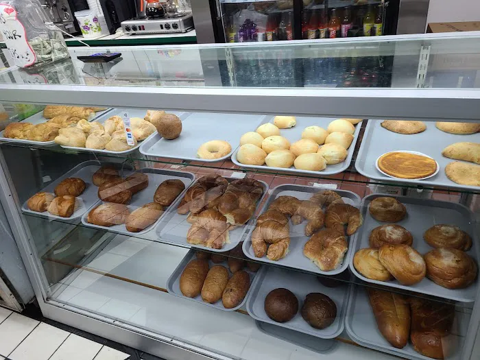 La Sabrosura Bakery Picture 10