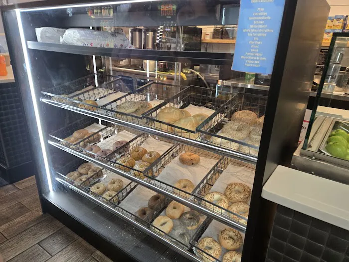 Vitality Bagels - Bagel shop in Broadway Astoria NY Picture 3