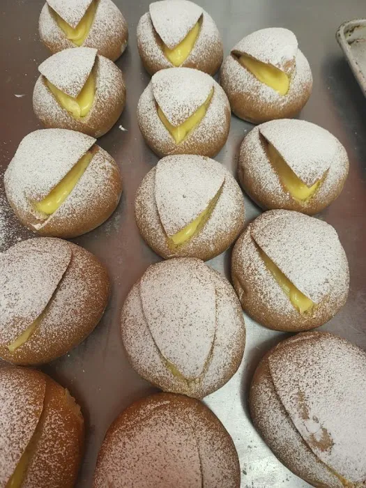 BryJus international Bakery Picture 6