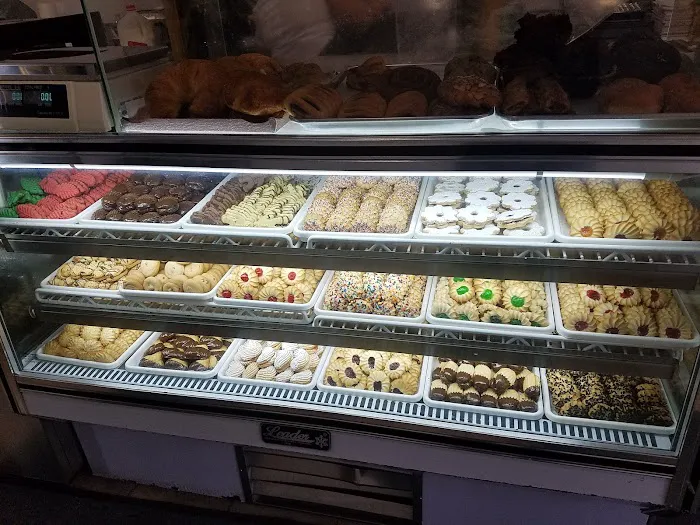 Island Bakery Picture 4