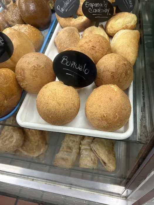 La Dulce Bakery Picture 1