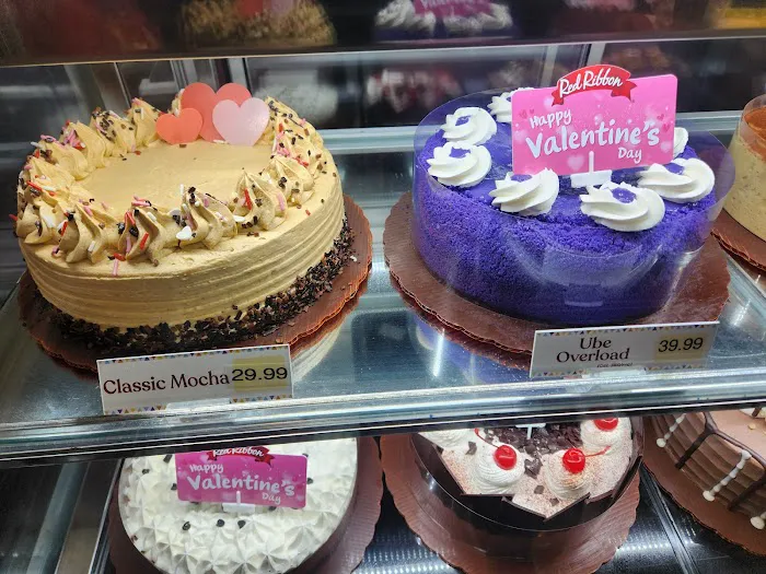 Red Ribbon Bakeshop Picture 1