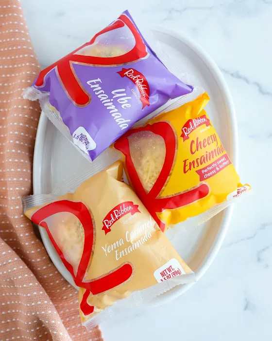 Red Ribbon Bakeshop Picture 7