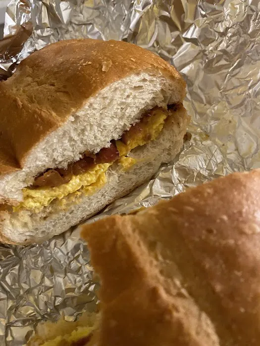 La Fe Bakery & Restaurant Picture 3