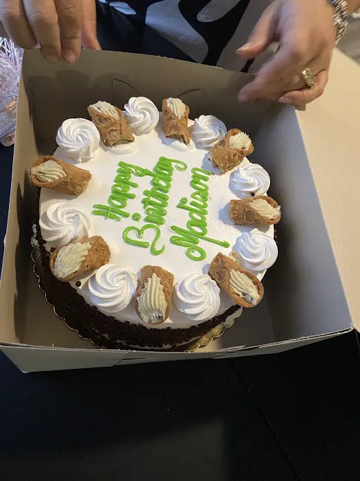 Fleetwood Bakery Shop - Mt Vernon Picture 5