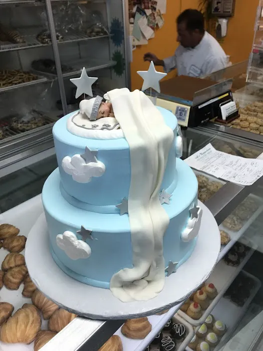 Domenick's Nepperhan Italian Pastry Shop Picture 10