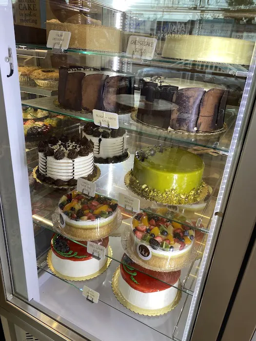 Lulu's Bakery Picture 5