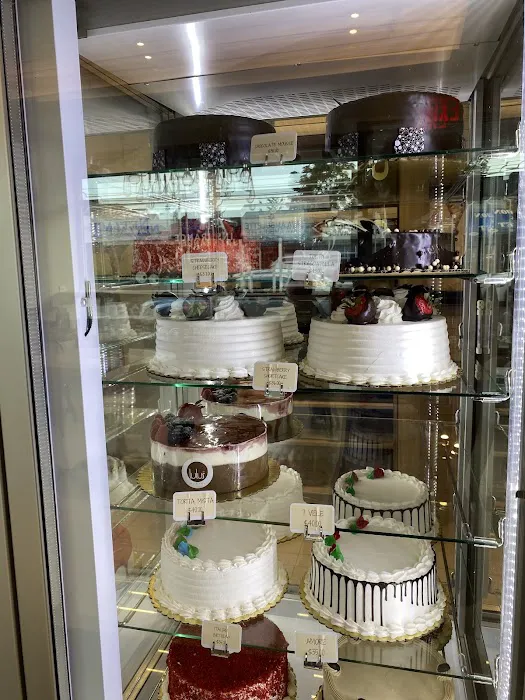 Lulu's Bakery Picture 10