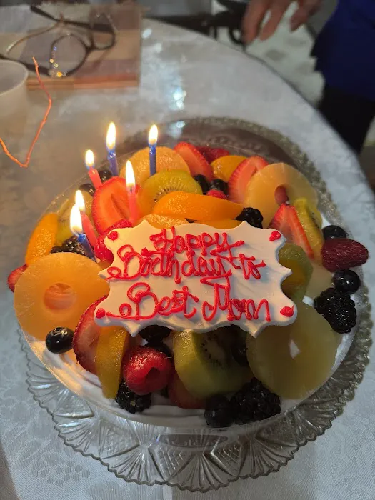 Lulu's Bakery Picture 4