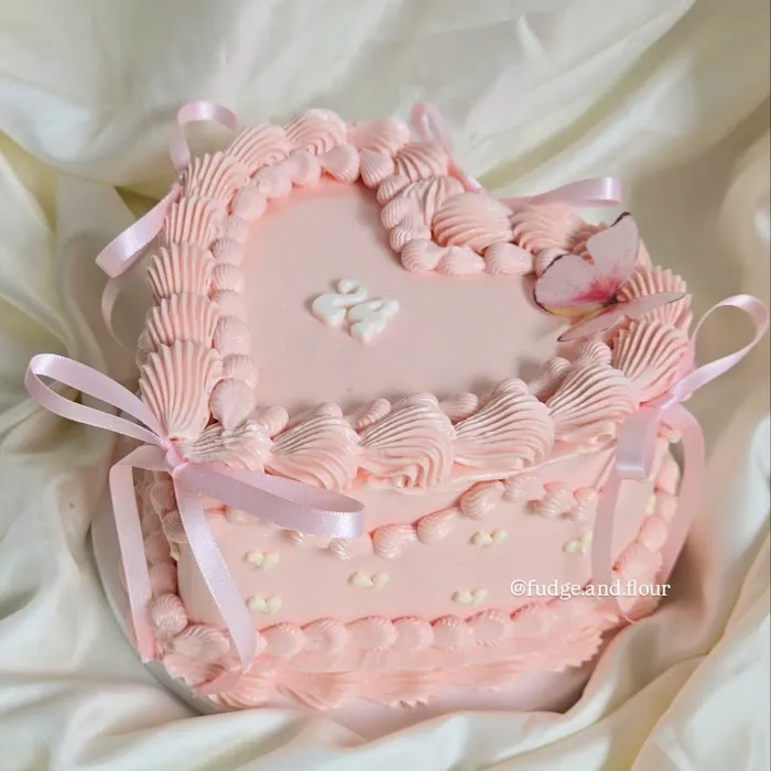 Fudge & Flour Picture 6