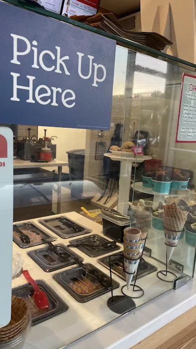 Auntie Anne's Picture 6