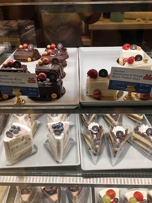 Paris Baguette Picture 1