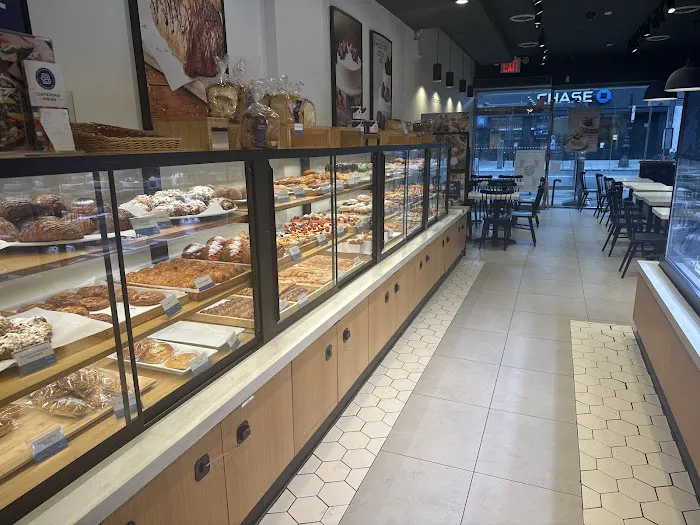 Paris Baguette Picture 2