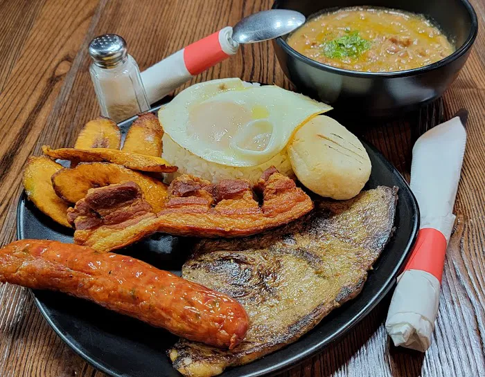 PARCEROS BAKERY II Picture 3