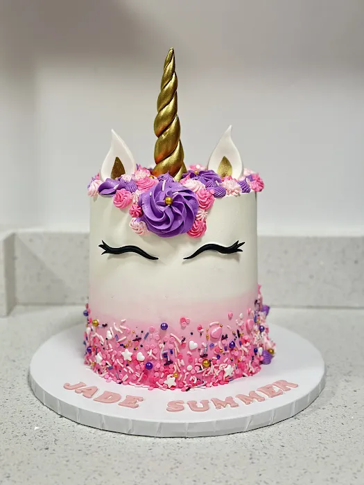 Isa's Cake (online only) Picture 3