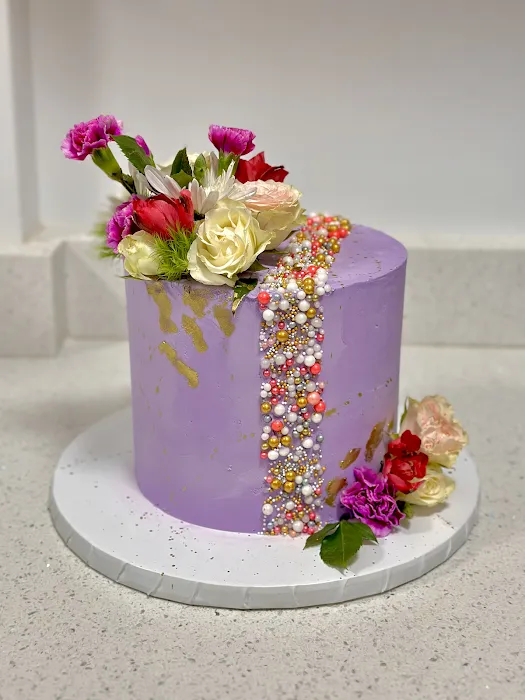 Isa's Cake (online only) Picture 2