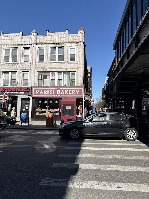 Parisi Bakery Picture 10