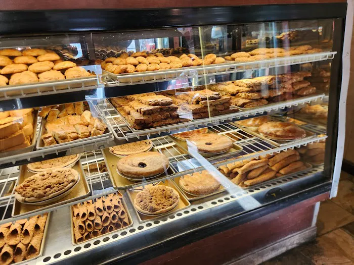 Parisi Bakery Picture 7