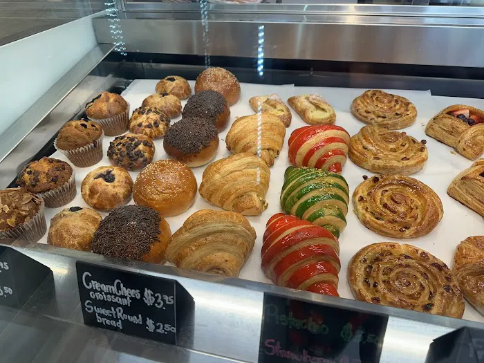 Paris Oven Bakery Picture 5