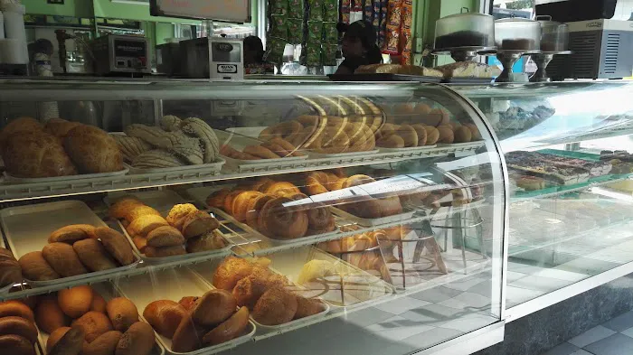 La Antioquena Bakery Picture 1