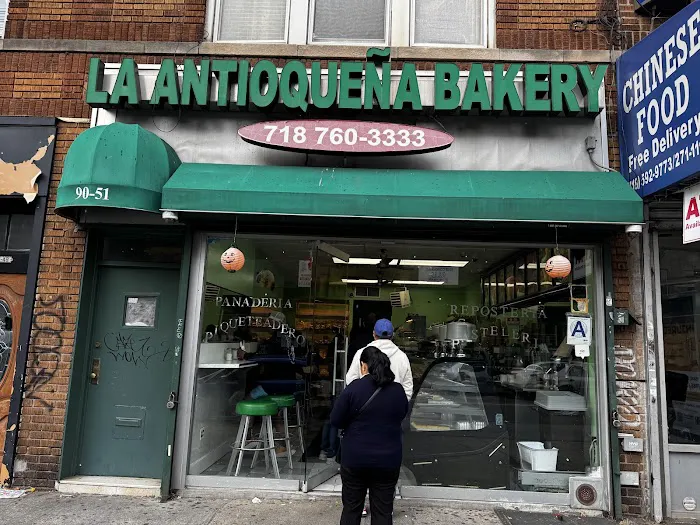 La Antioquena Bakery Picture 2