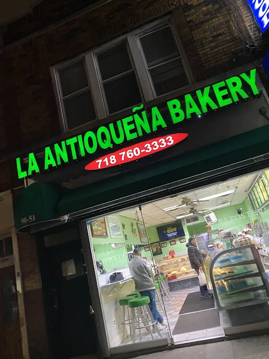 La Antioquena Bakery Picture 4