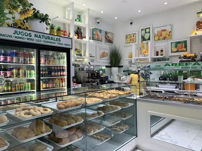 La Antioquena Bakery Picture 8