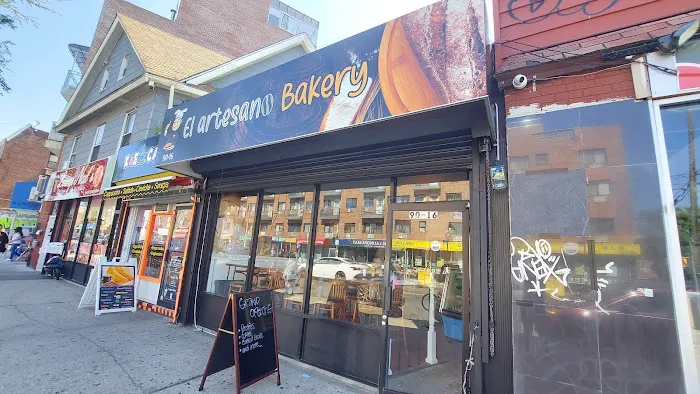 El Artesano Bakery Picture 5