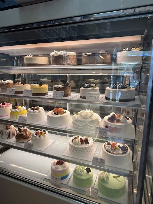 Rainbow Bakery Picture 10