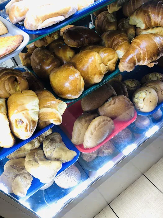 Colombia Fama Bakery Picture 3