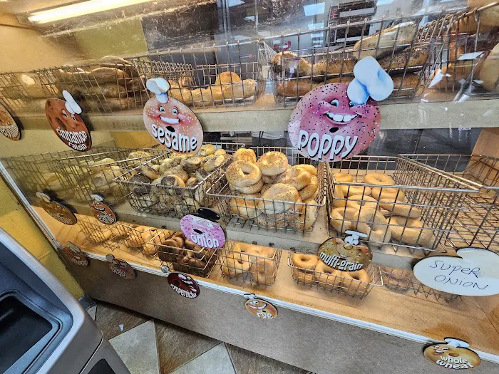 Highridge Bagel Factory Picture 2