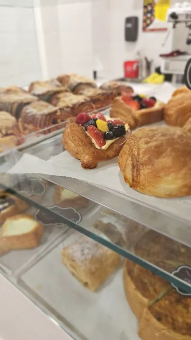 Arome Caffe & Patisserie Picture 8