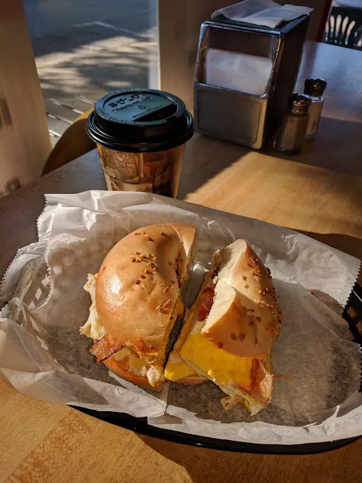 Renaissance Bagel Cafe and Deli Picture 2