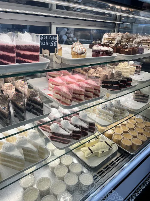 Premium Sweets & Restaurant (প্রিমিয়াম সুইটস এন্ড রেস্টুরেন্ট) Picture 10